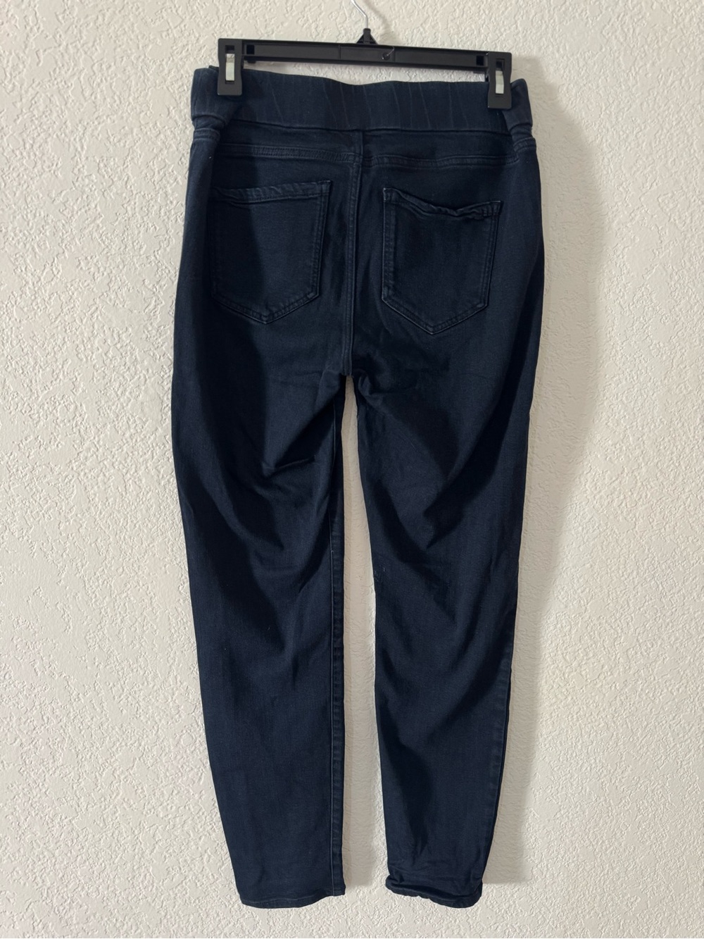 Liverpool Women's Skinny Jeans in dark wash - Picture 2 of 3